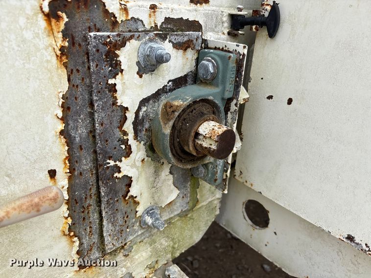 image for item DW7295 Stoltz TV3WH16HX site spreader