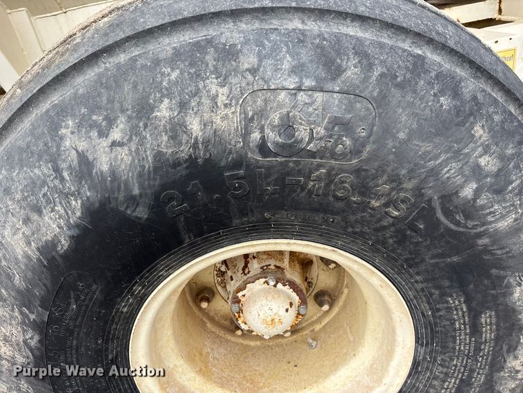 image for item DW7295 Stoltz TV3WH16HX site spreader