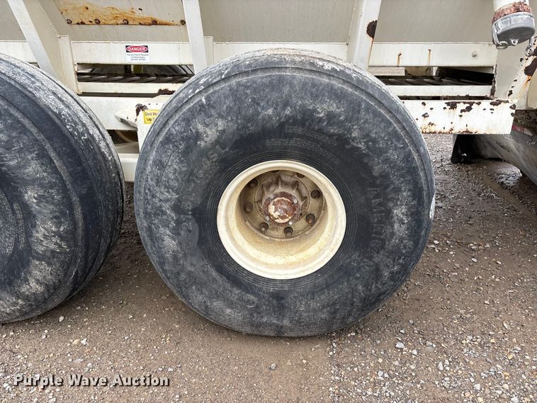 image for item DW7295 Stoltz TV3WH16HX site spreader