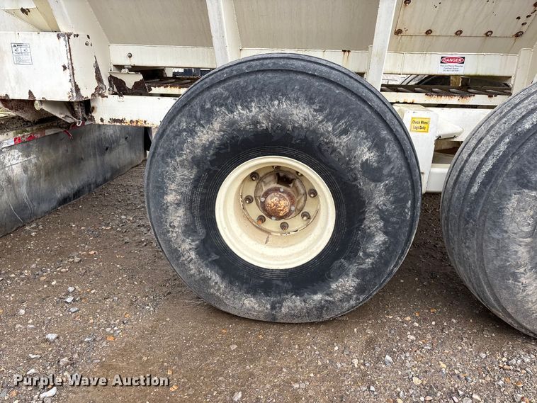 image for item DW7295 Stoltz TV3WH16HX site spreader