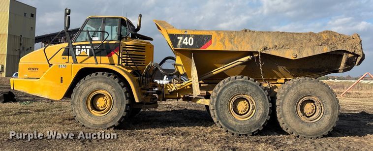 image for item DW7296 2005 Caterpillar 740 articulated haul truck
