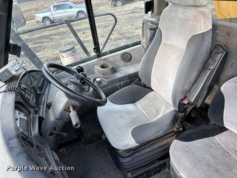 image for item DW7296 2005 Caterpillar 740 articulated haul truck