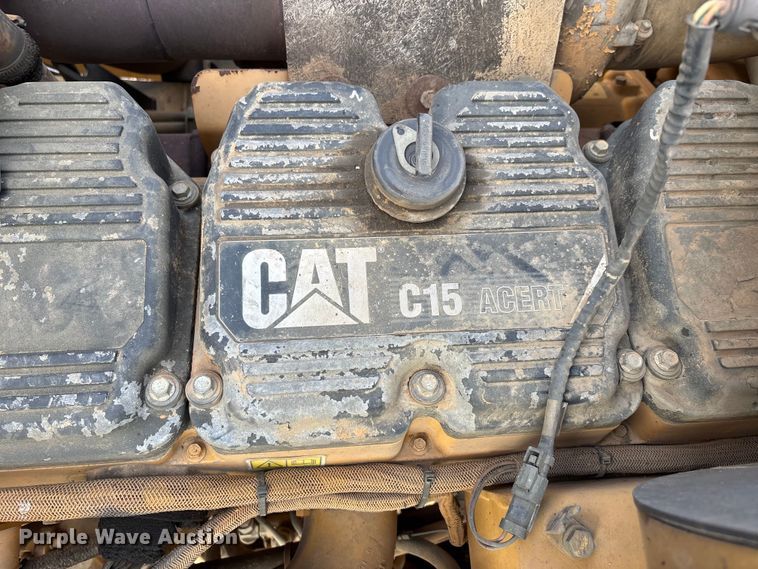 image for item DW7296 2005 Caterpillar 740 articulated haul truck