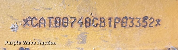 image for item DW7296 2005 Caterpillar 740 articulated haul truck