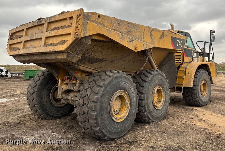 image for item DW7297 2009 Caterpillar 740 articulated haul truck