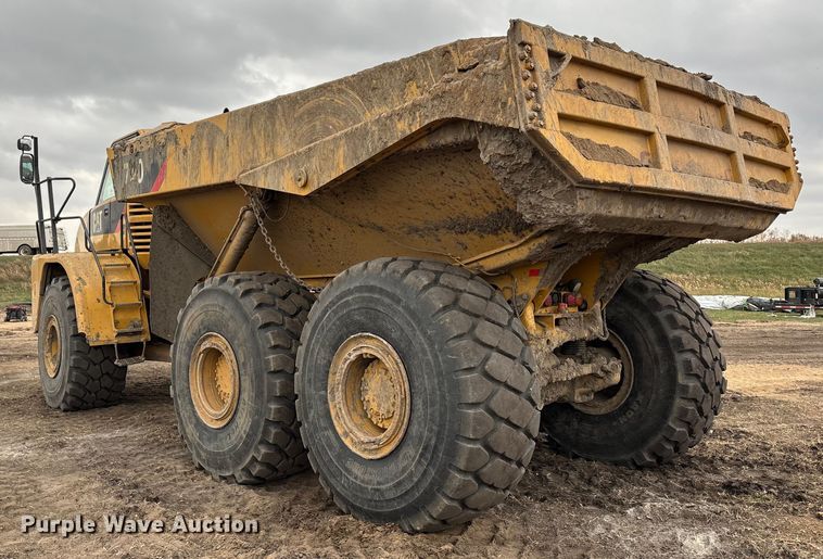 image for item DW7297 2009 Caterpillar 740 articulated haul truck