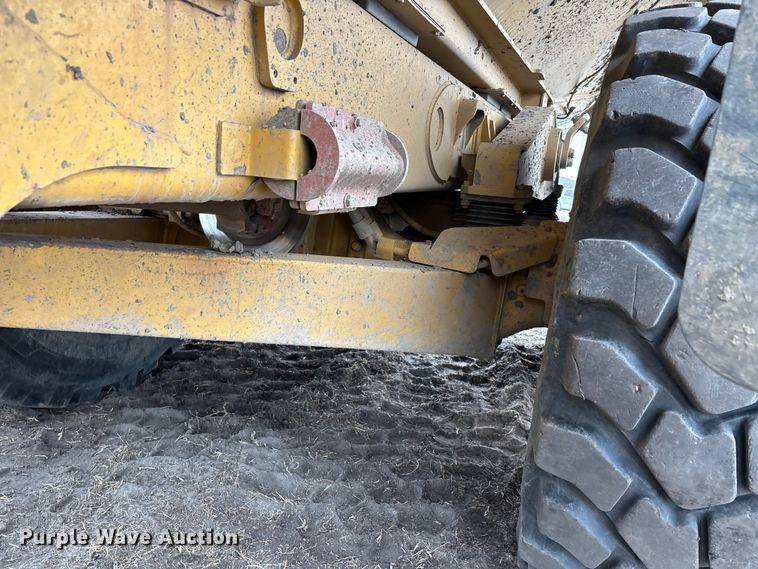 image for item DW7297 2009 Caterpillar 740 articulated haul truck