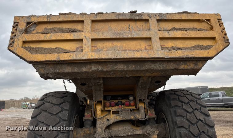 image for item DW7297 2009 Caterpillar 740 articulated haul truck