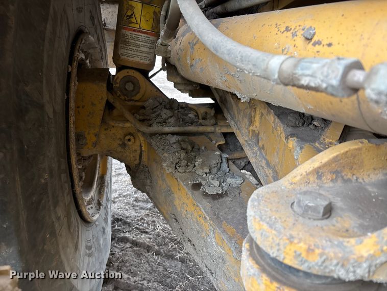 image for item DW7297 2009 Caterpillar 740 articulated haul truck