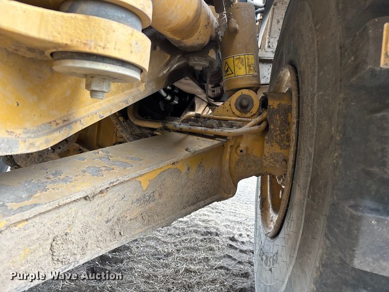 image for item DW7297 2009 Caterpillar 740 articulated haul truck