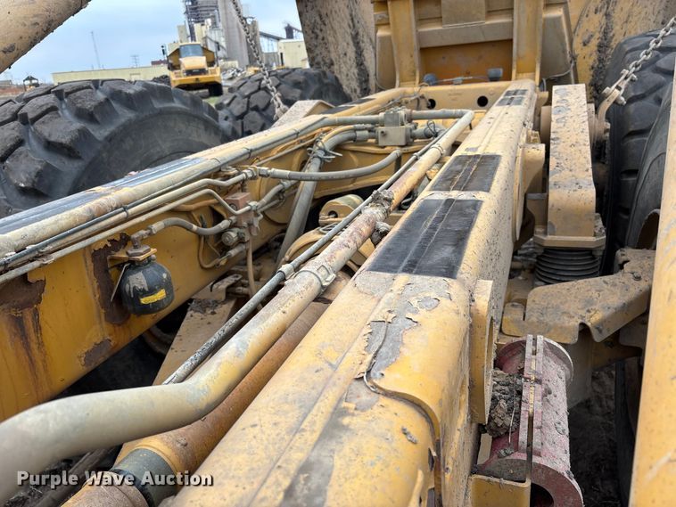 image for item DW7297 2009 Caterpillar 740 articulated haul truck