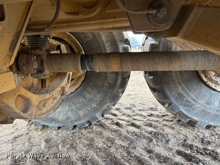 image for item DW7297 2009 Caterpillar 740 articulated haul truck