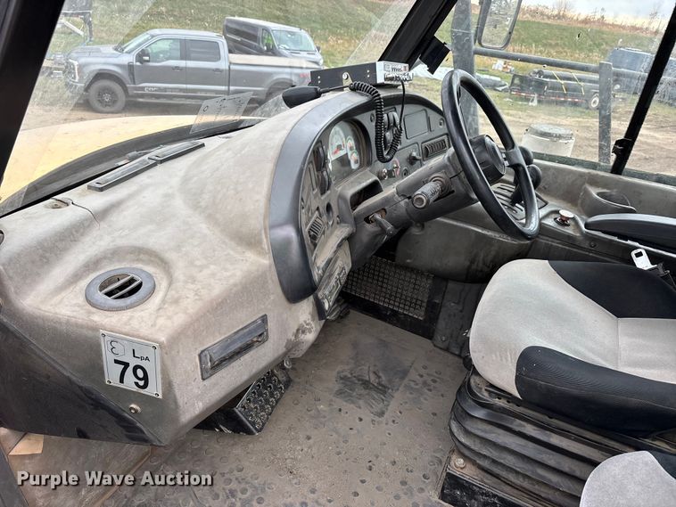 image for item DW7297 2009 Caterpillar 740 articulated haul truck