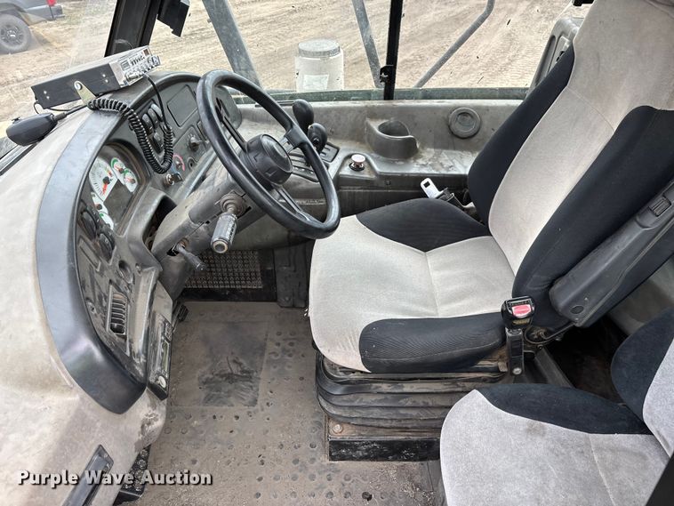 image for item DW7297 2009 Caterpillar 740 articulated haul truck