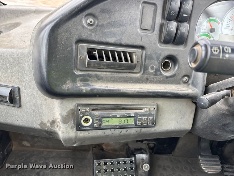 image for item DW7297 2009 Caterpillar 740 articulated haul truck