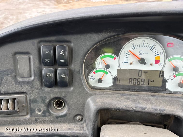 image for item DW7297 2009 Caterpillar 740 articulated haul truck