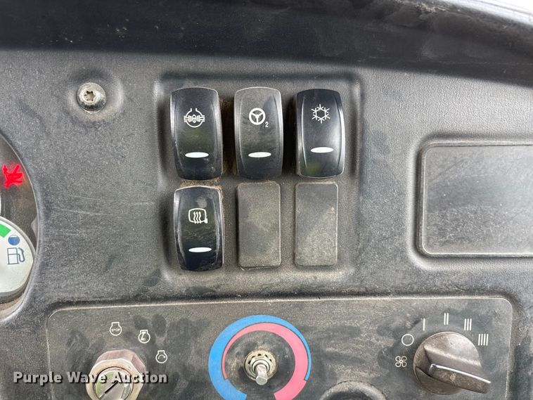 image for item DW7297 2009 Caterpillar 740 articulated haul truck