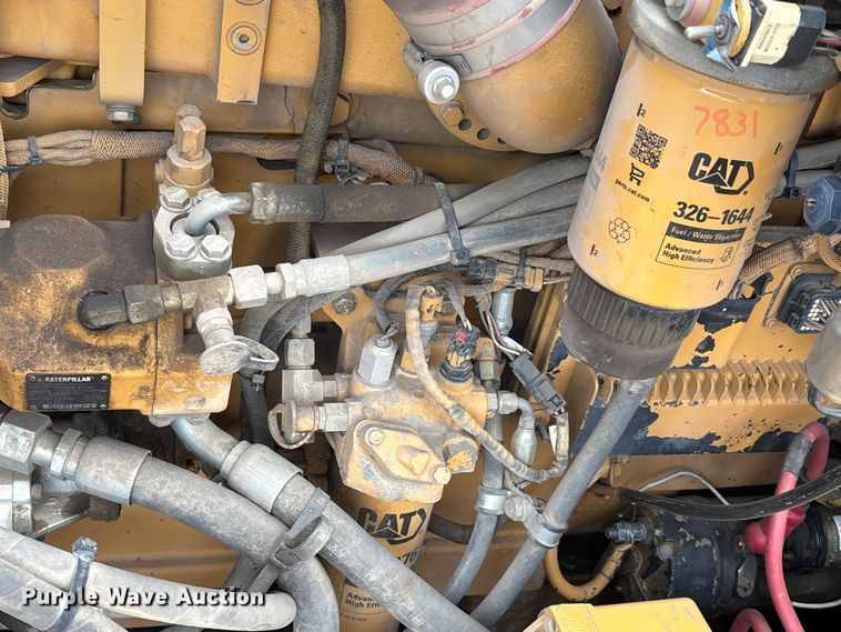 image for item DW7297 2009 Caterpillar 740 articulated haul truck