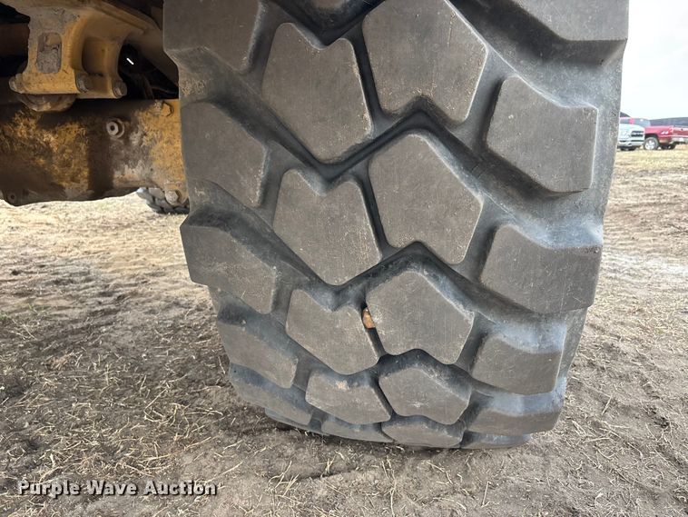 image for item DW7297 2009 Caterpillar 740 articulated haul truck