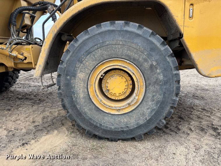 image for item DW7297 2009 Caterpillar 740 articulated haul truck