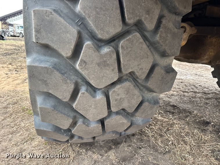 image for item DW7297 2009 Caterpillar 740 articulated haul truck