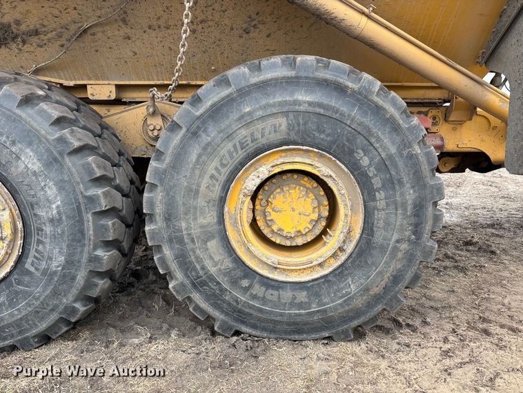 image for item DW7297 2009 Caterpillar 740 articulated haul truck