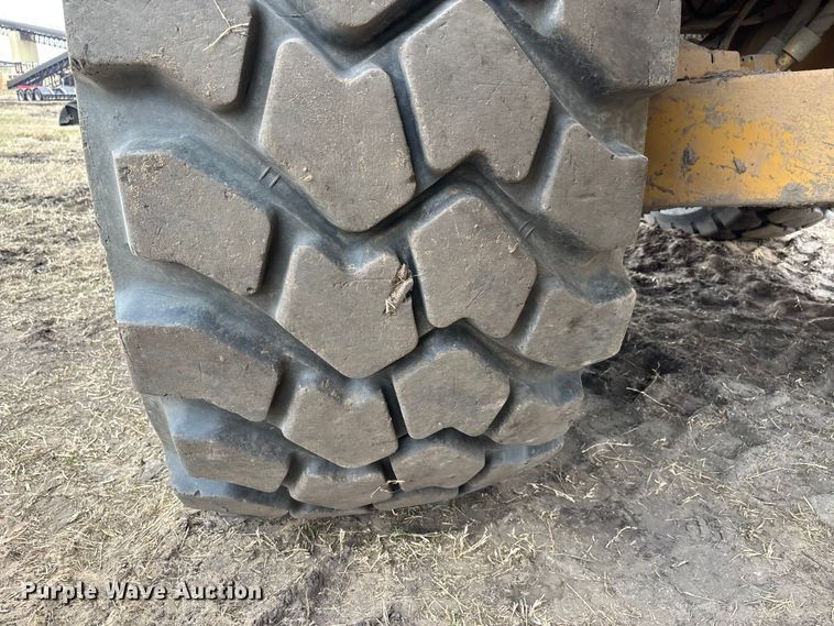 image for item DW7297 2009 Caterpillar 740 articulated haul truck