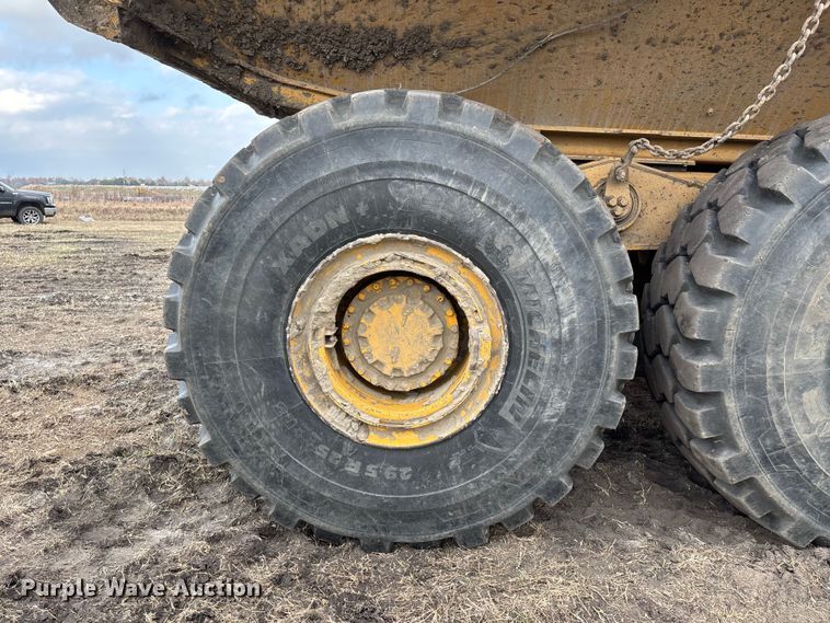 image for item DW7297 2009 Caterpillar 740 articulated haul truck