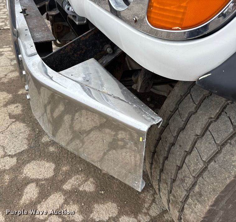 image for item DW7306 2005 Mack Granite CV713 dump truck