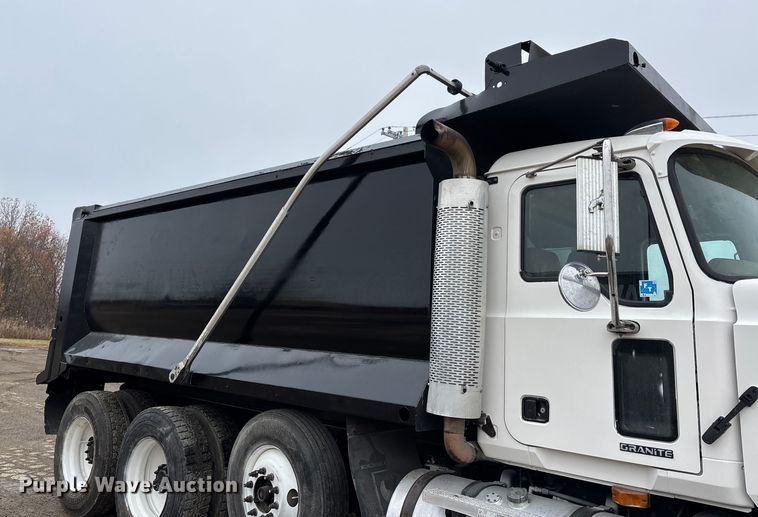 image for item DW7306 2005 Mack Granite CV713 dump truck