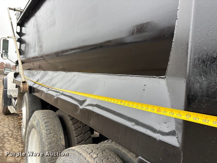 image for item DW7306 2005 Mack Granite CV713 dump truck