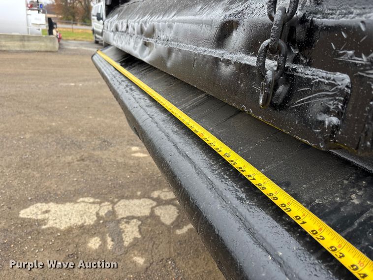 image for item DW7306 2005 Mack Granite CV713 dump truck