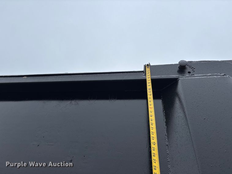 image for item DW7306 2005 Mack Granite CV713 dump truck