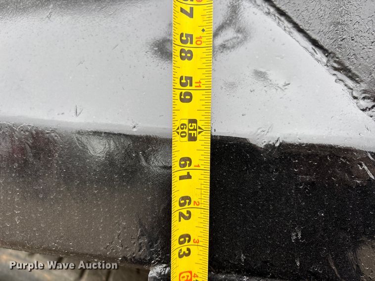 image for item DW7306 2005 Mack Granite CV713 dump truck