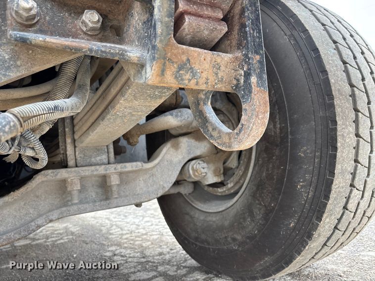 image for item DW7306 2005 Mack Granite CV713 dump truck