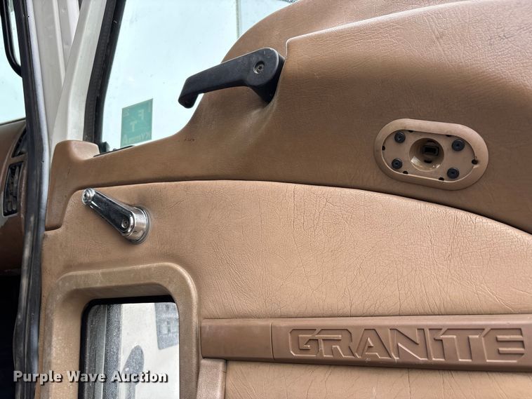 image for item DW7306 2005 Mack Granite CV713 dump truck