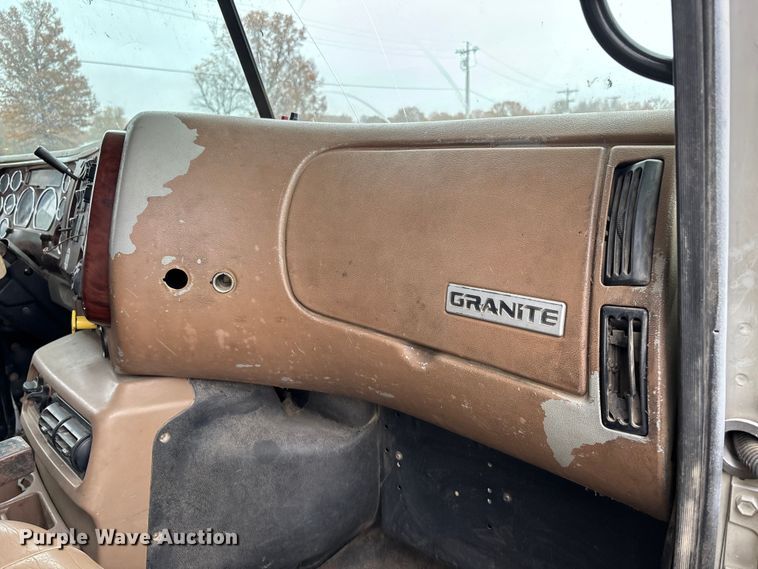 image for item DW7306 2005 Mack Granite CV713 dump truck