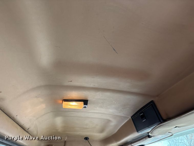 image for item DW7306 2005 Mack Granite CV713 dump truck