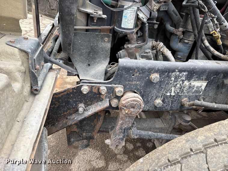 image for item DW7306 2005 Mack Granite CV713 dump truck