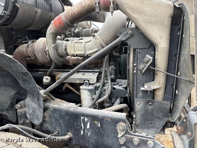 image for item DW7306 2005 Mack Granite CV713 dump truck