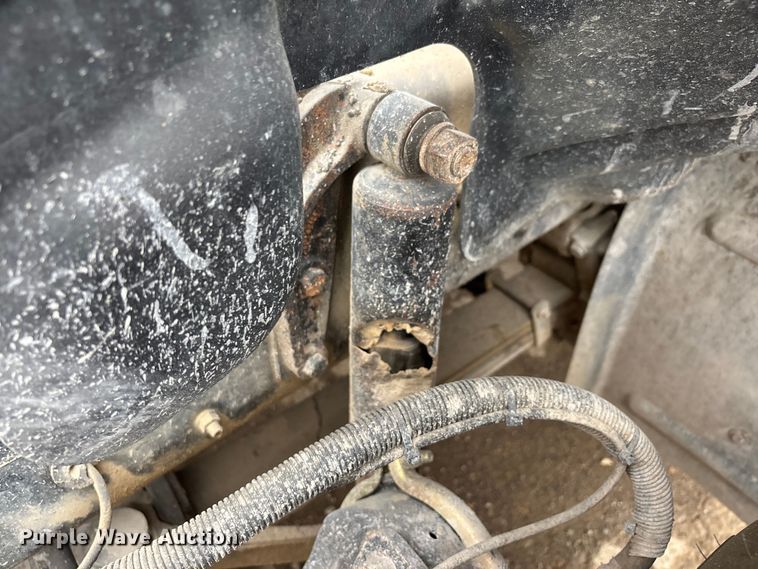 image for item DW7306 2005 Mack Granite CV713 dump truck