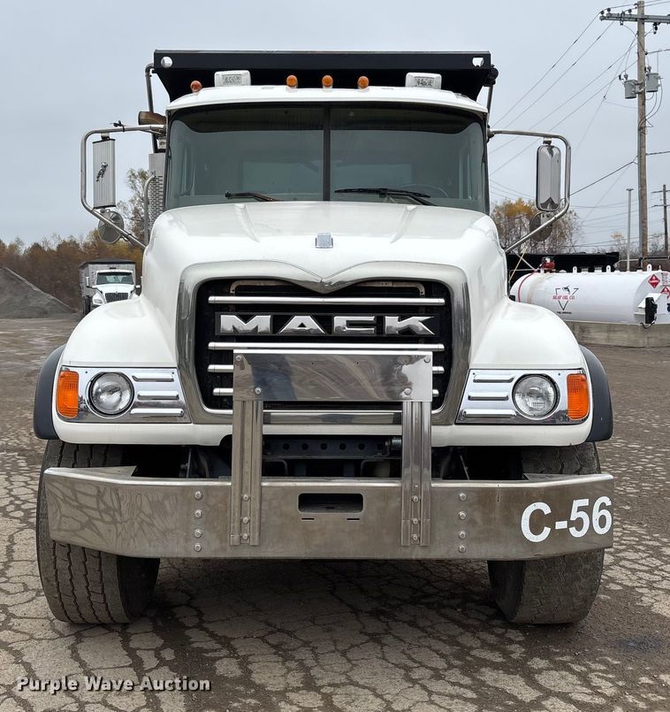 image for item DW7307 2006 Mack Granite CV713 dump truck