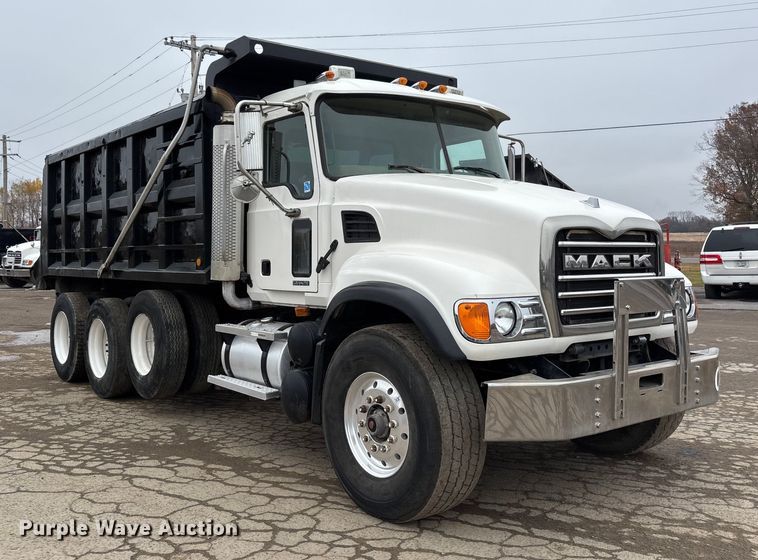 image for item DW7307 2006 Mack Granite CV713 dump truck