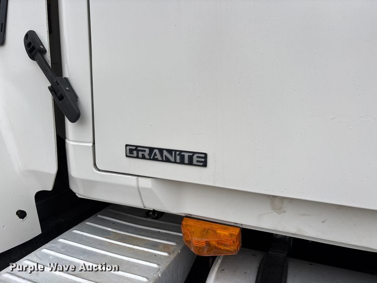 image for item DW7307 2006 Mack Granite CV713 dump truck