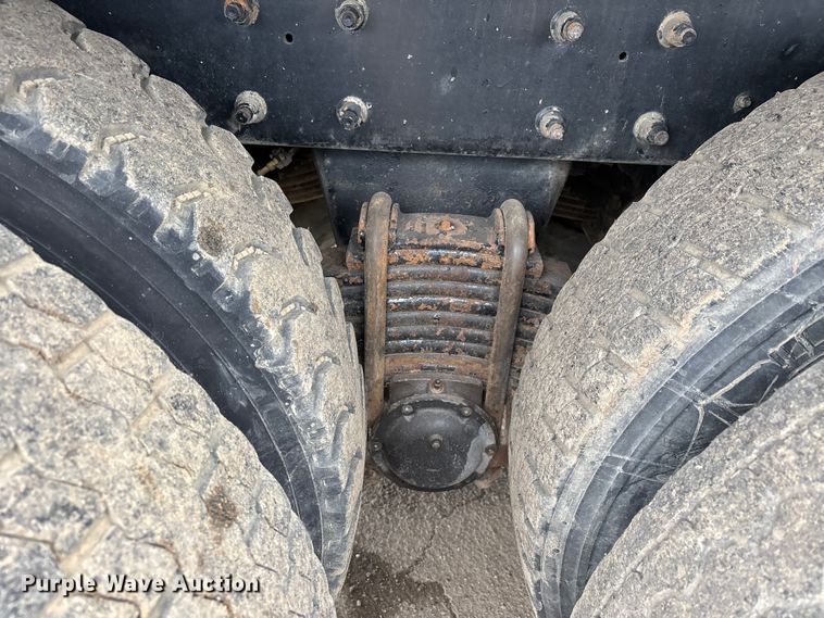 image for item DW7307 2006 Mack Granite CV713 dump truck