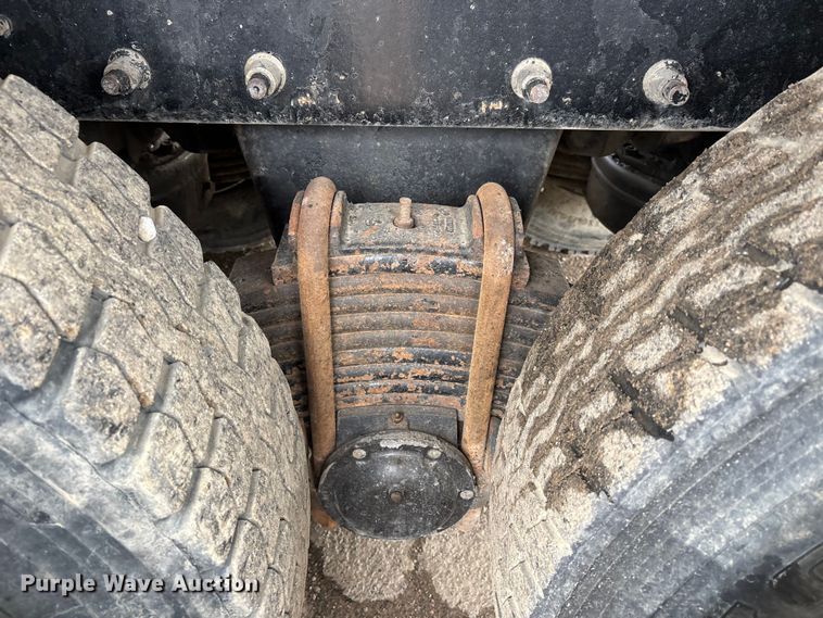 image for item DW7307 2006 Mack Granite CV713 dump truck