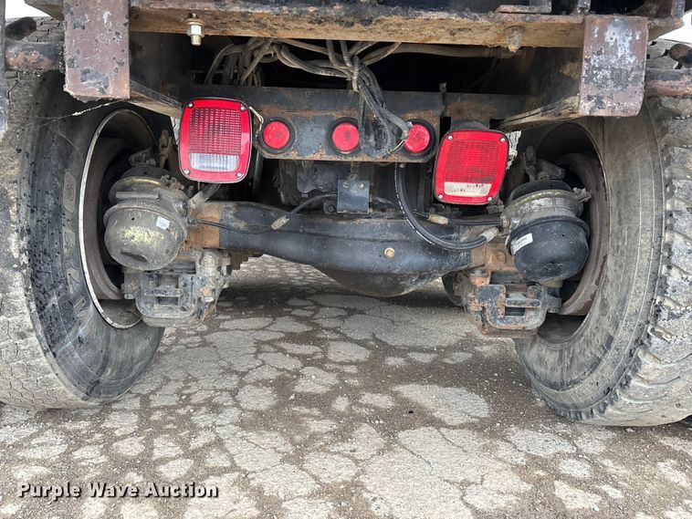 image for item DW7307 2006 Mack Granite CV713 dump truck