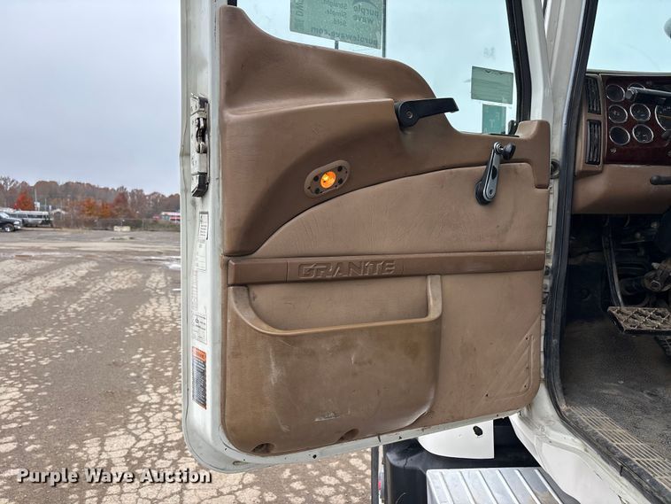 image for item DW7307 2006 Mack Granite CV713 dump truck