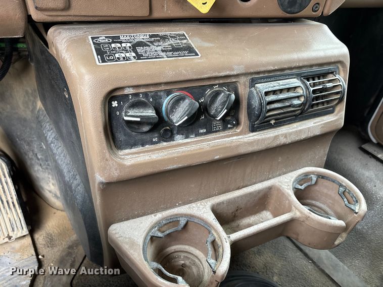 image for item DW7307 2006 Mack Granite CV713 dump truck