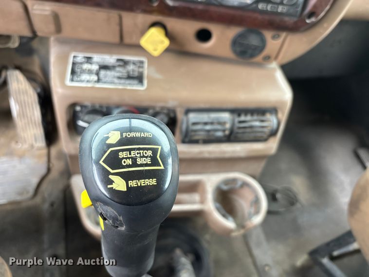 image for item DW7307 2006 Mack Granite CV713 dump truck